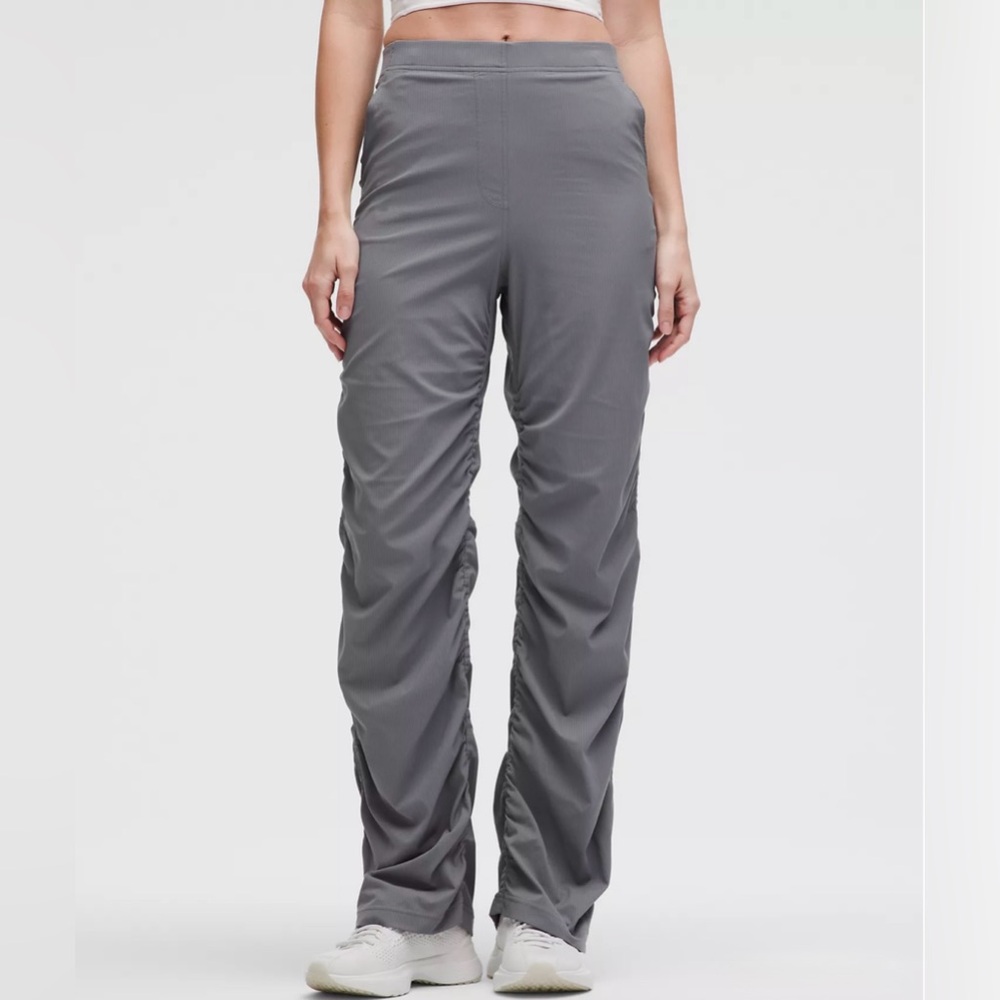 NWT Lululemon Dance Studio slim-fit HR Flared Pant, Solar Gray, XS - Picture 1 of 12